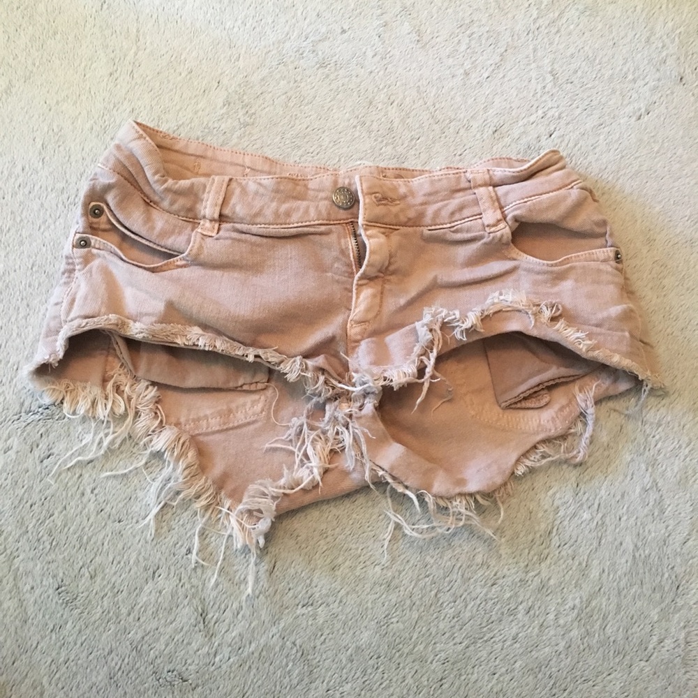 Light bright Brandy Melville distressed shorts